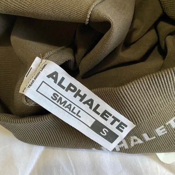 NEW Alphalete Mocha 4.5 Shorts - Picture 4 of 4